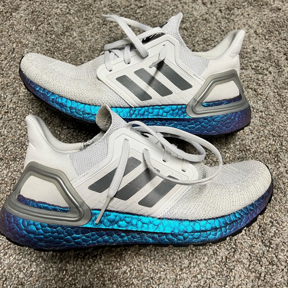 Adidas UltraBoost 20 Grey with Metallic Blue Violet Size 8.5